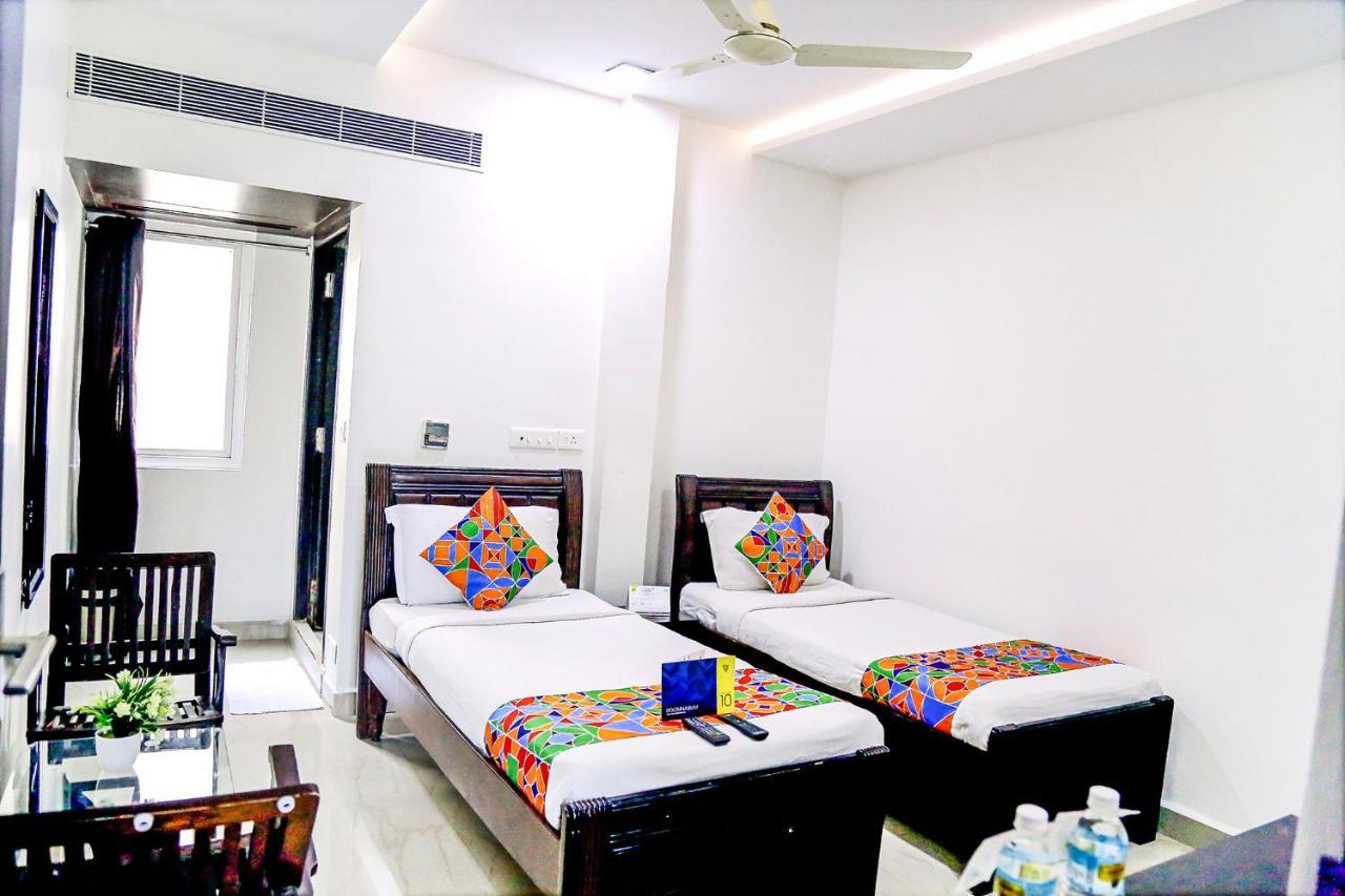 Fabexpress Essvee Mg Road Vijayawada Hotel Luaran gambar